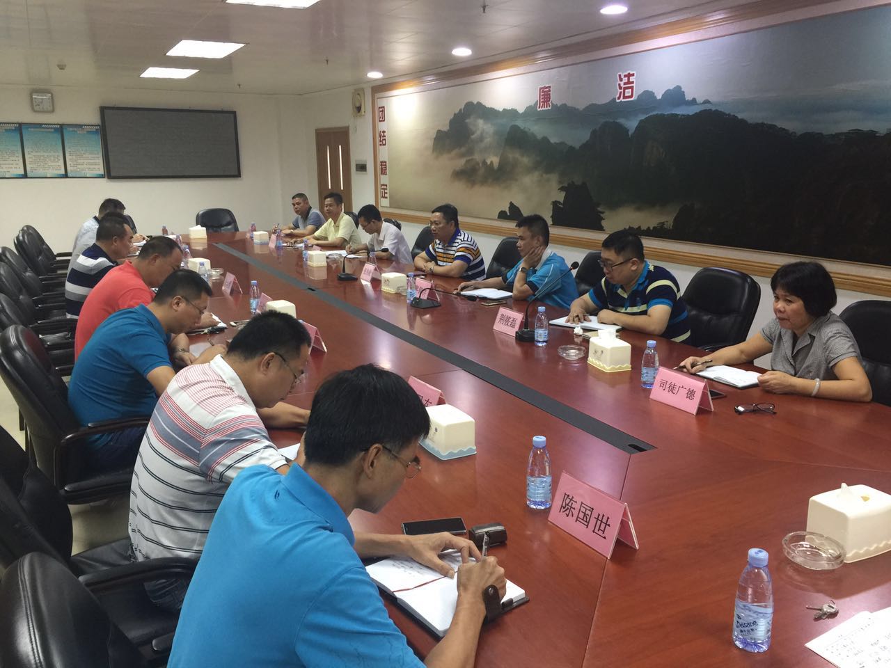 C:UsersadminDesktop20170826长沙街道严阵以待  全力抵御台风1.jpg
