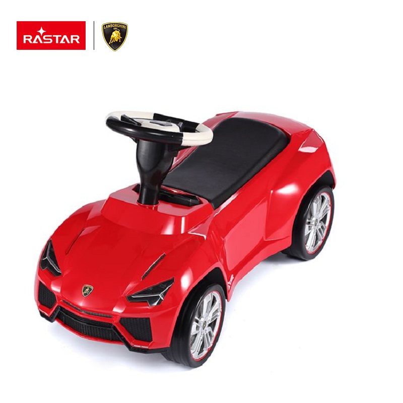 Lamborghini Urus Foot to floor car