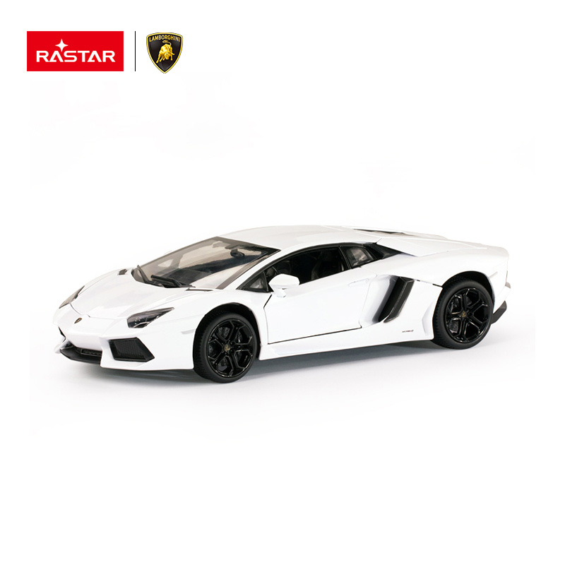 Die cast1:18 scale Lamborghini Aventador LP700